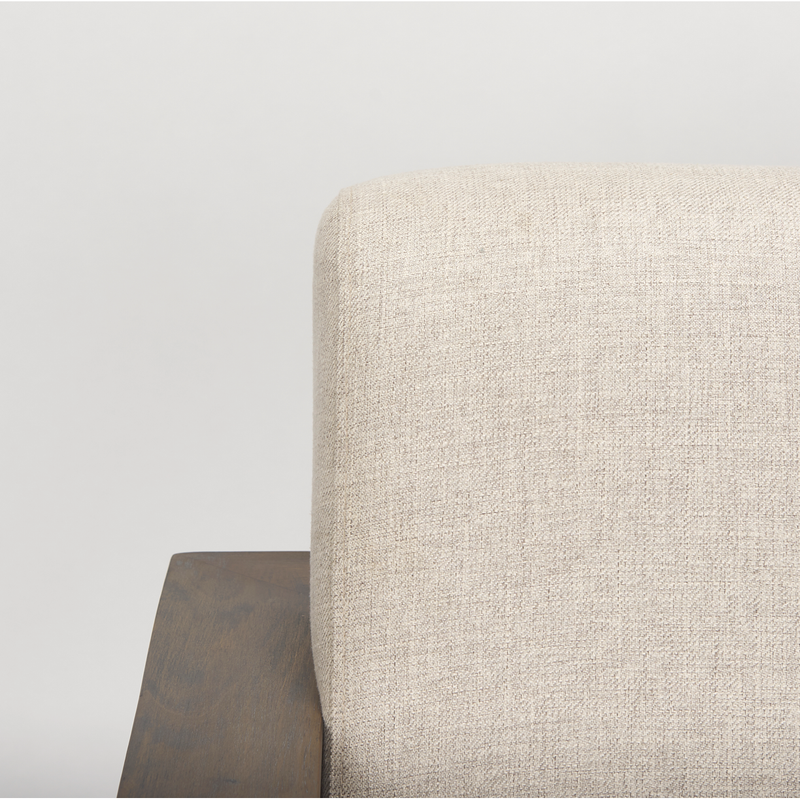 Sovereign Accent Chair in Oatmeal/Medium