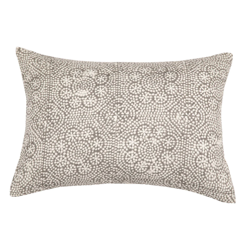 Luna Noir Cushion