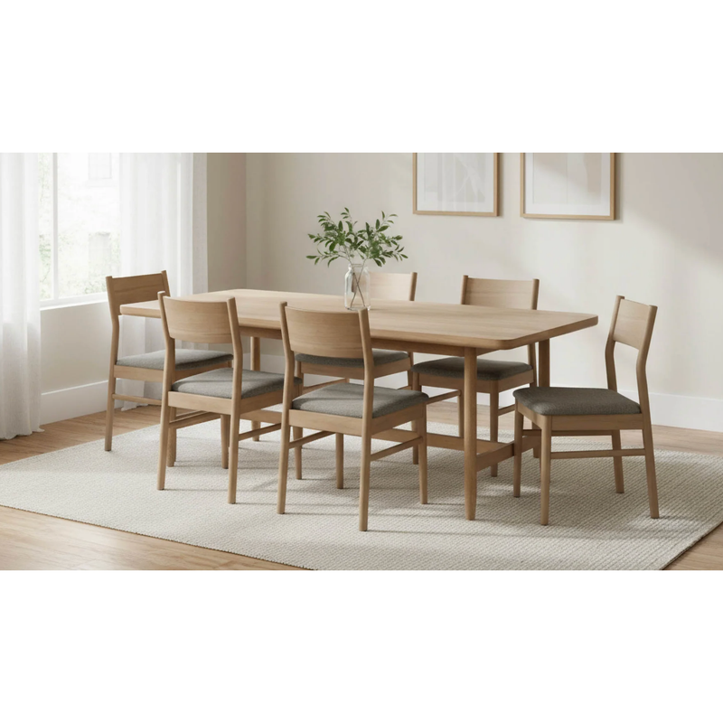 Kamelia Dining Table
