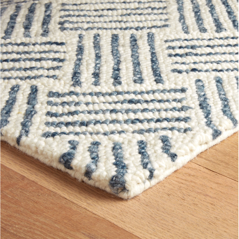 Layers Hooked Wool Rug in Indigo