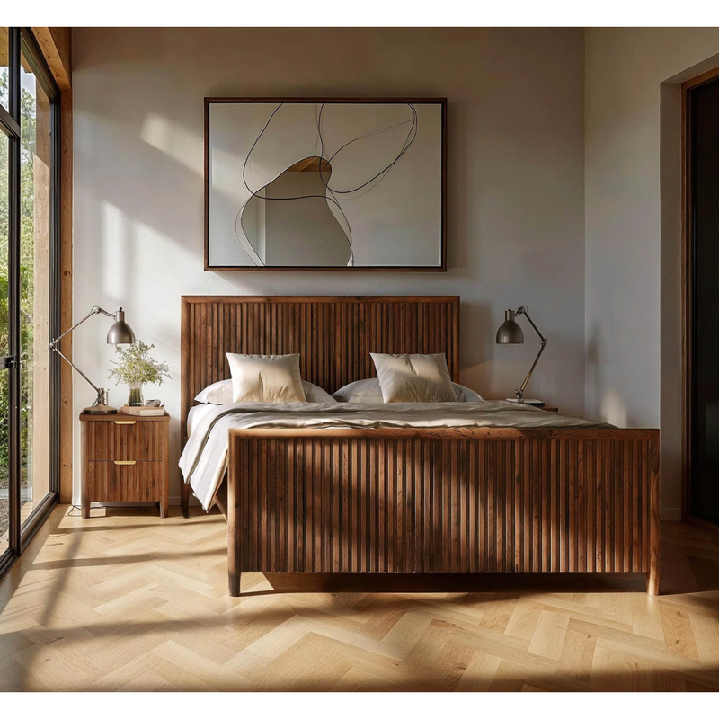 Britanica Nightstand