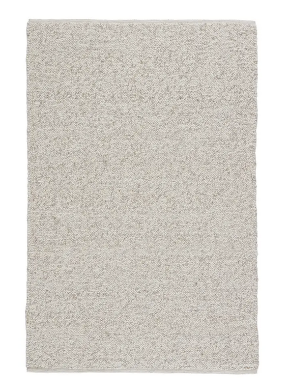 Quiet Time Rug in Snow White/Goat
