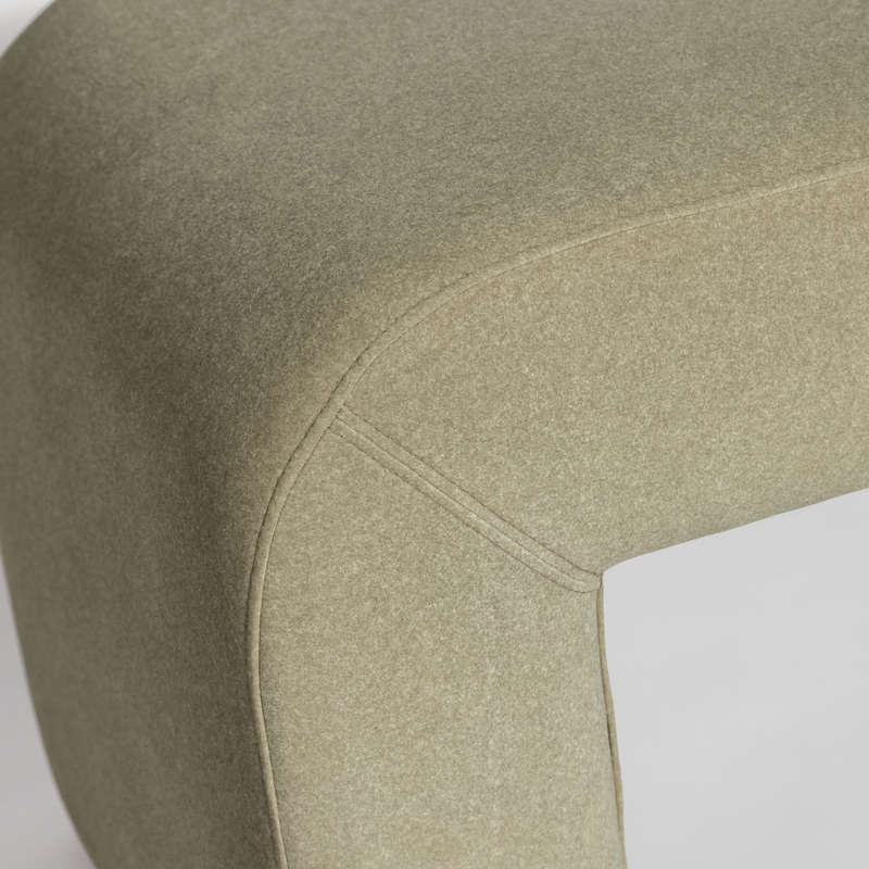 Ginger Bench in Velvet Sandstorm