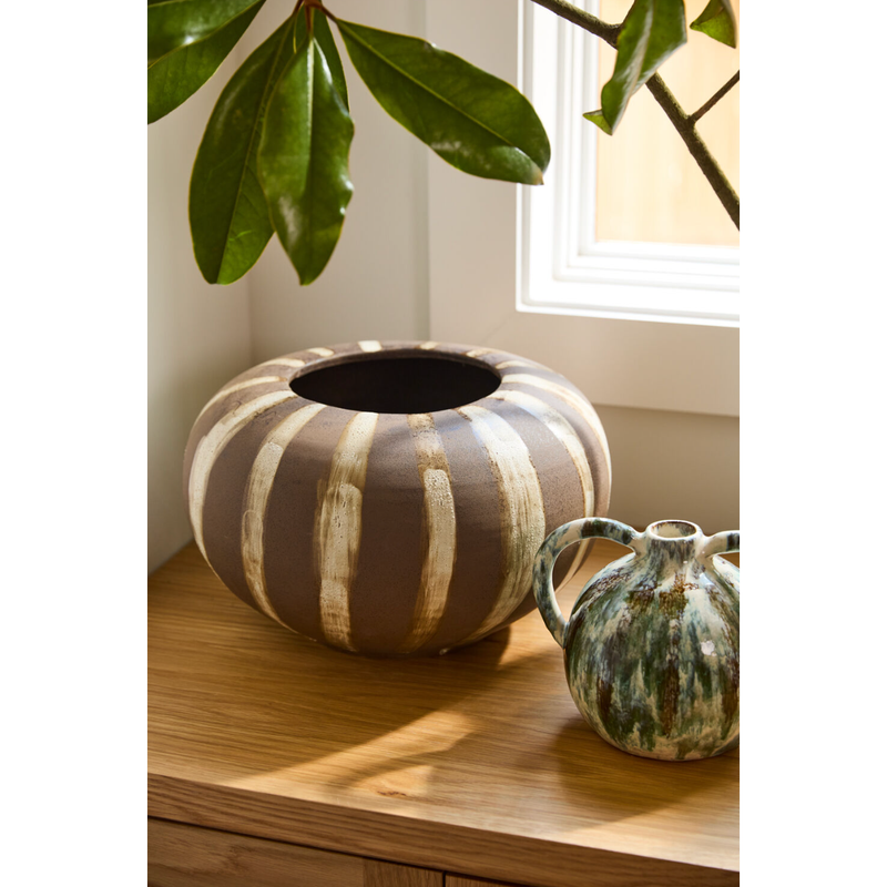 Atwood Vase in Brown