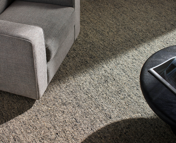 Adrianna Rug in Grey / Midnight