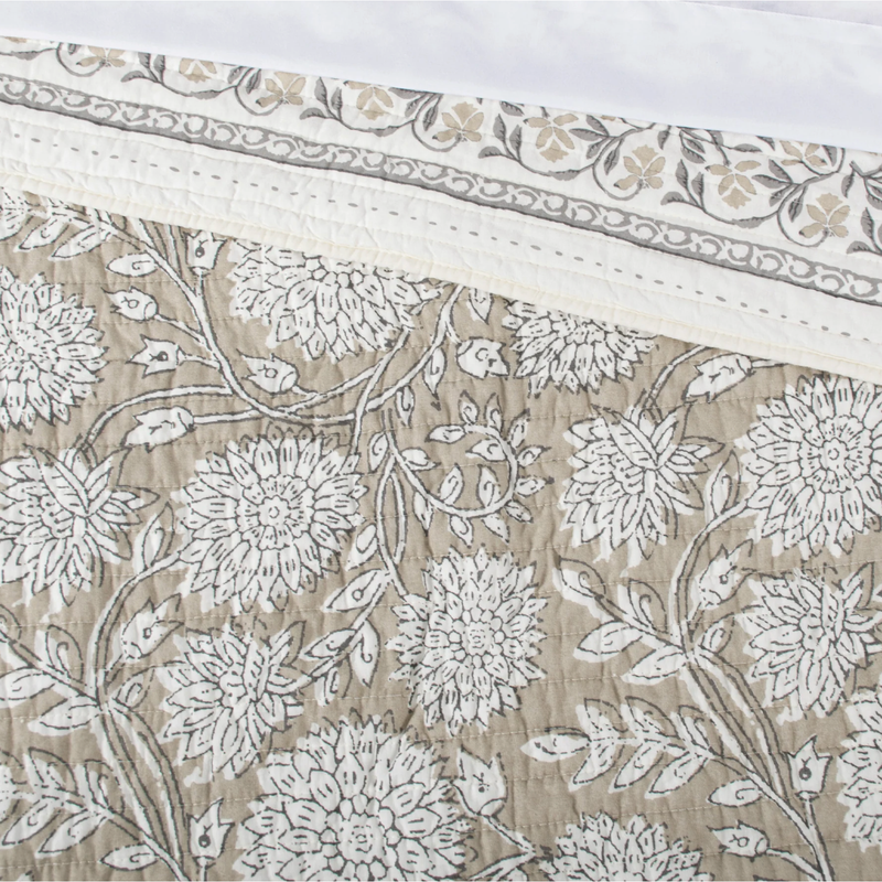 Adare Quilt Set