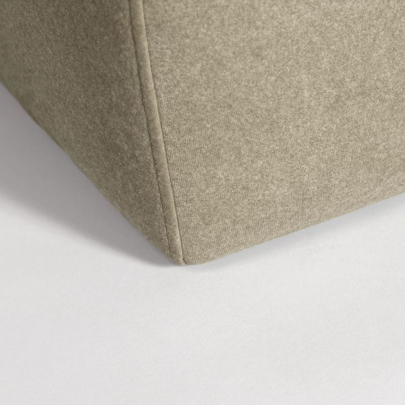 Ginger Bench in Velvet Sandstorm