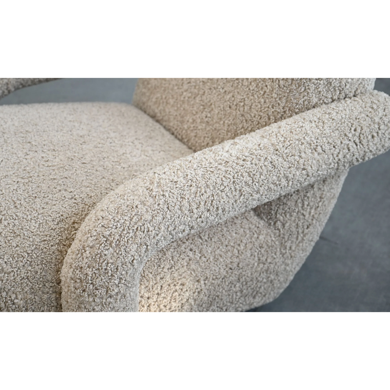 Blume Lounge Chair
