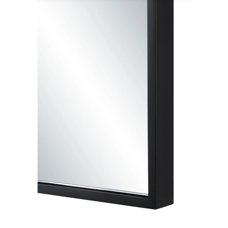 Agata Mirror