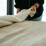 Vallnord Boucle Throw - White