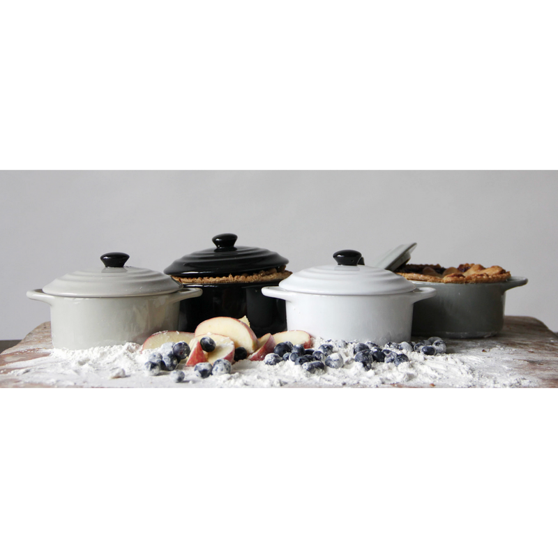 Stoneware Mini Baker with Lid, 4 Colours