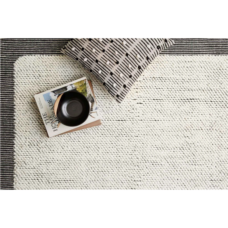 Moreno Area Rug - Ivory/Black