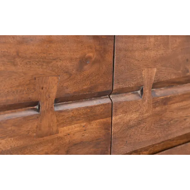 Madagascar Dresser